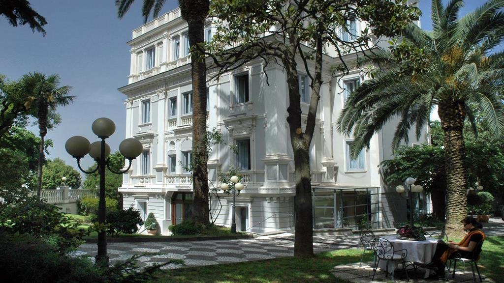 Hotel Flora Frascati Exteriör bild