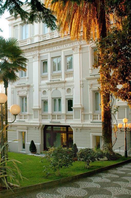 Hotel Flora Frascati Exteriör bild